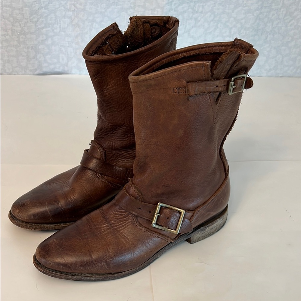 VINTAGE SHOE COMPANY WOMENS SHORT LEATHER BIKER RIDING BOOTS BROWN 7.5 - Picture 4 of 17